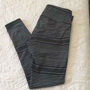 Athleta full length striped legging